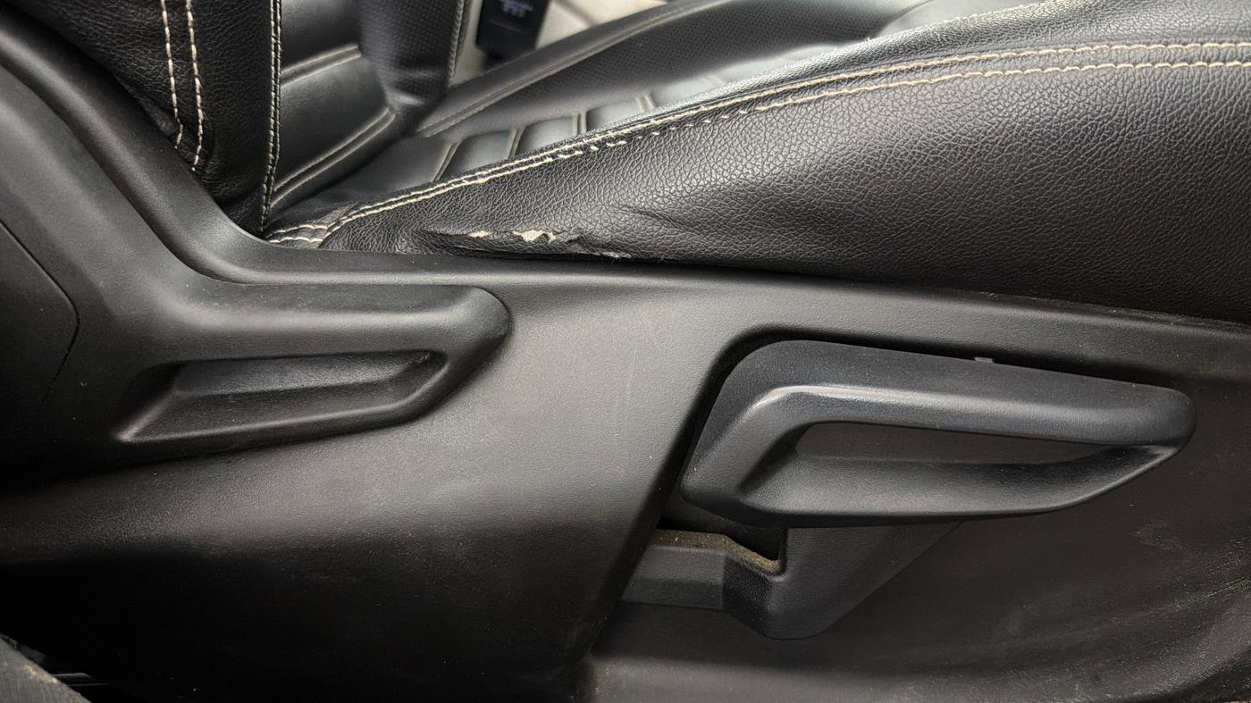 2021 Tata NEXON XZ PLUS PETROL KAZIRANGA, Petrol, Manual, 72,075 km, Driver Side Adjustment Panel