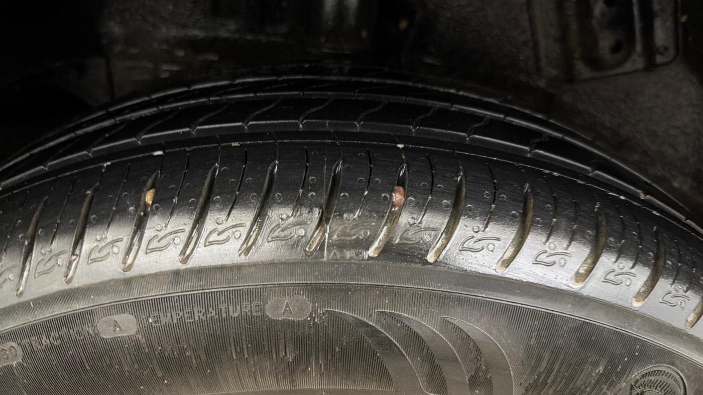 2021 Tata NEXON XZ PLUS PETROL KAZIRANGA, Petrol, Manual, 72,075 km, Right Rear Tyre Tread