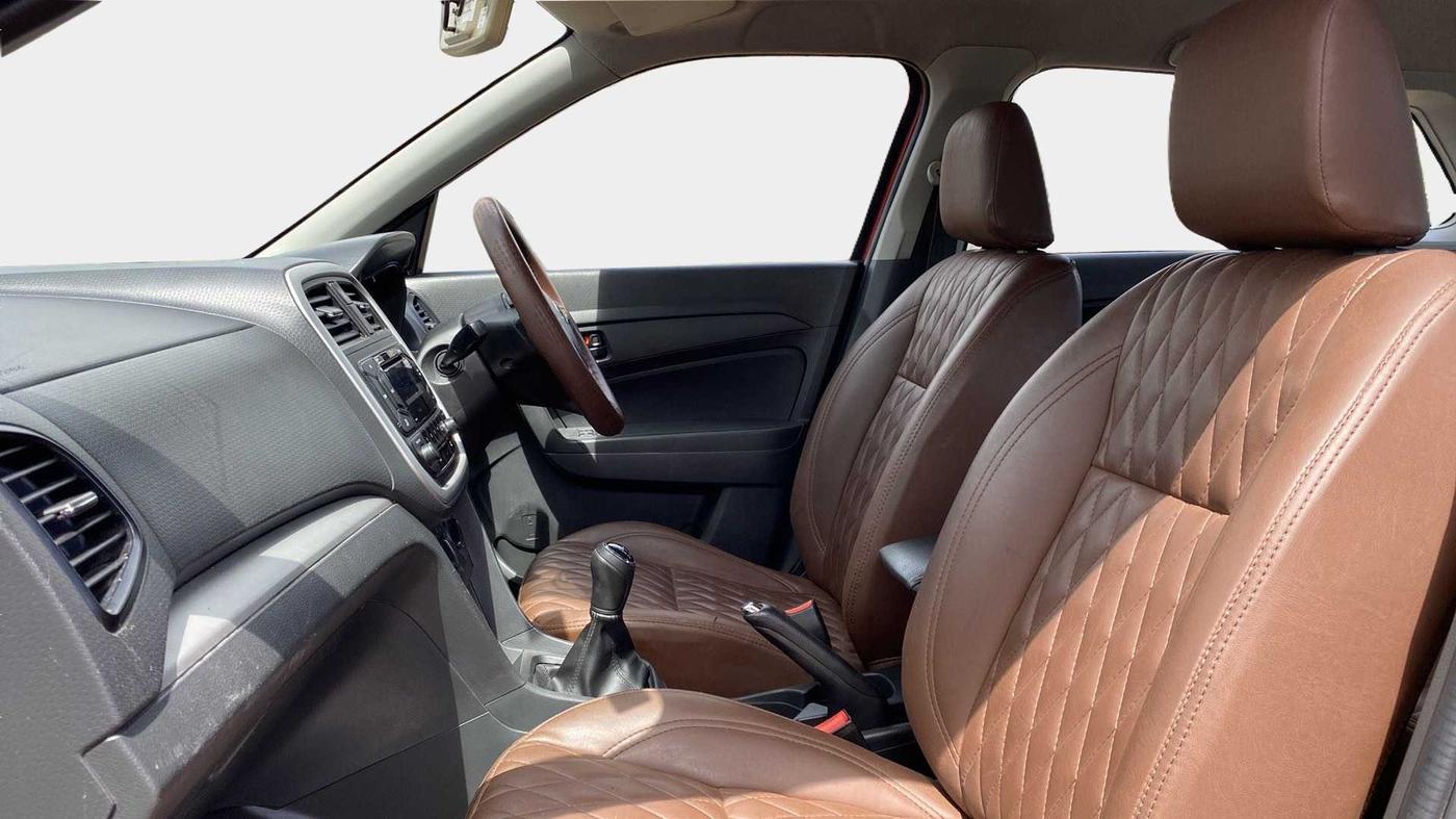 2017 Maruti Vitara Brezza LDI (O), Diesel, Manual, 62,648 km, Right Side Front Door Cabin