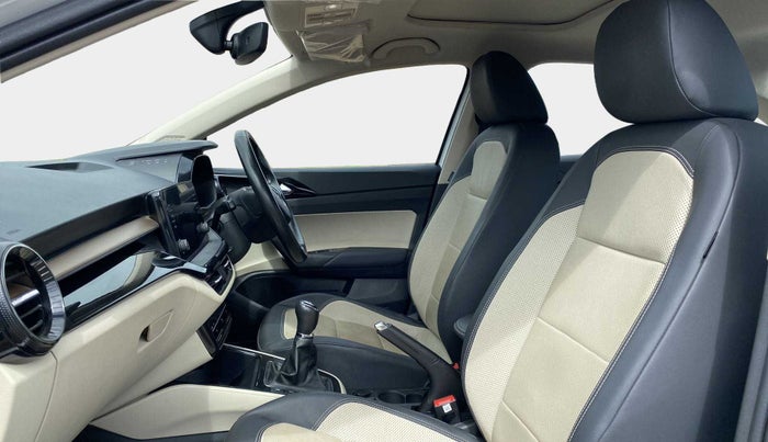 2022 Skoda SLAVIA STYLE 1.5L TSI MT, Petrol, Manual, 12,419 km, Right Side Front Door Cabin
