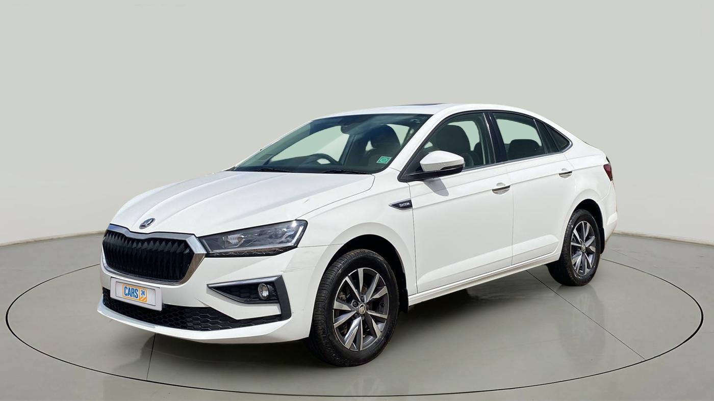 2022 Skoda SLAVIA STYLE 1.5L TSI MT, Petrol, Manual, 12,419 km, Left Front Diagonal