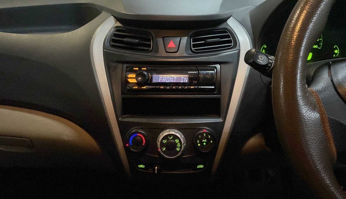 2015 Hyundai Eon ERA +, Petrol, Manual, 52,139 km, Infotainment System