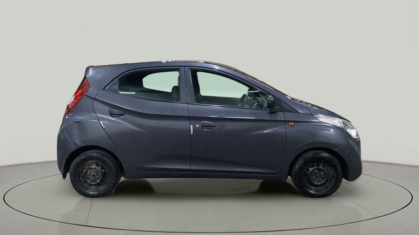 2015 Hyundai Eon ERA +, Petrol, Manual, 52,139 km, Right Side View