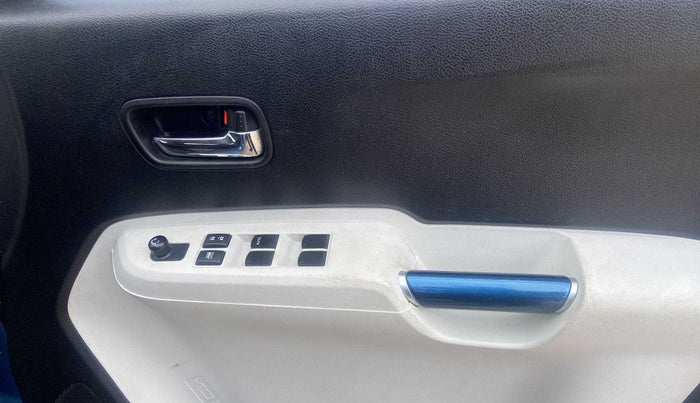 2017 Maruti IGNIS DELTA 1.2 AMT, Petrol, Automatic, 46,507 km, Driver Side Door Panels Control