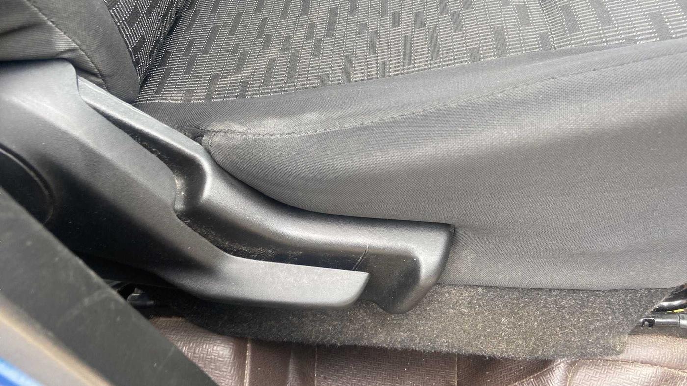 2017 Maruti IGNIS DELTA 1.2 AMT, Petrol, Automatic, 46,507 km, Driver Side Adjustment Panel
