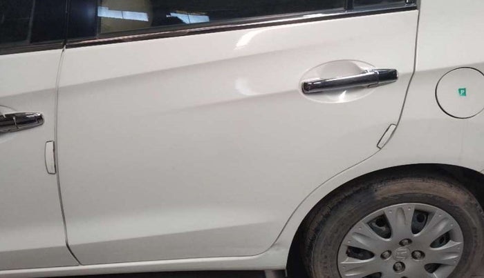 2017 Honda Amaze 1.2L I-VTEC SX, Petrol, Manual, 57,184 km, Rear left door - Minor scratches