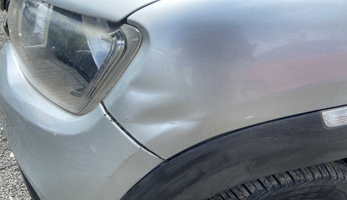 2016 Renault Kwid RXT 1.0 (O), Petrol, Manual, 57,164 km, Left fender - Slightly dented