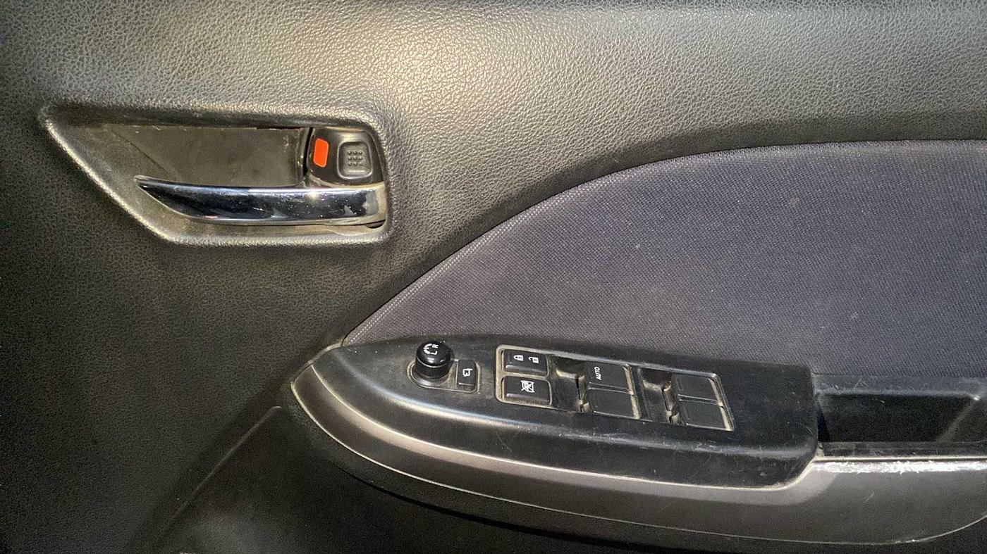 2020 Maruti Baleno ZETA PETROL 1.2, Petrol, Manual, 55,862 km, Driver Side Door Panels Control