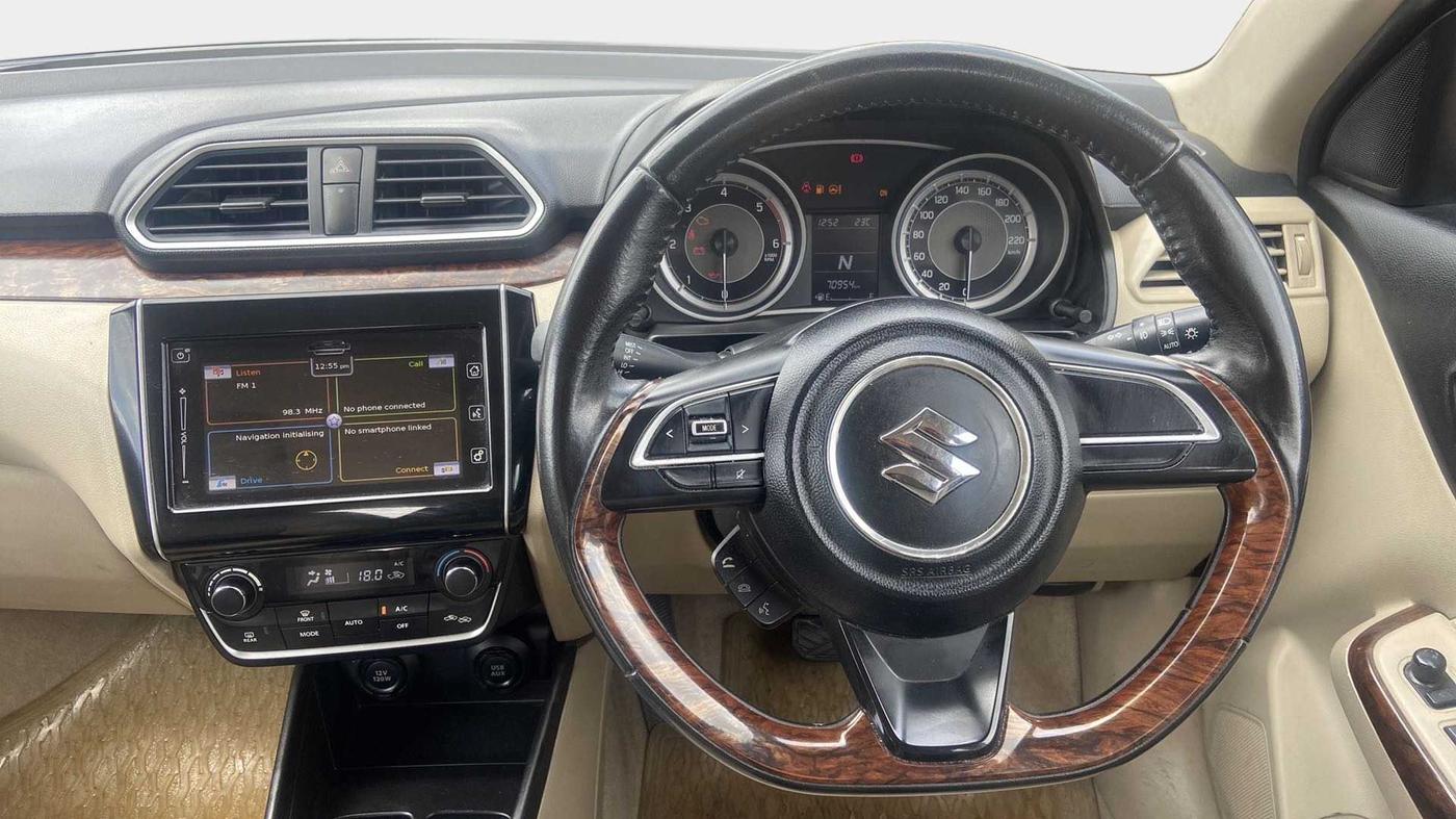 2017 Maruti Dzire ZDI PLUS AMT, Diesel, Automatic, 70,953 km, Steering Wheel Close Up