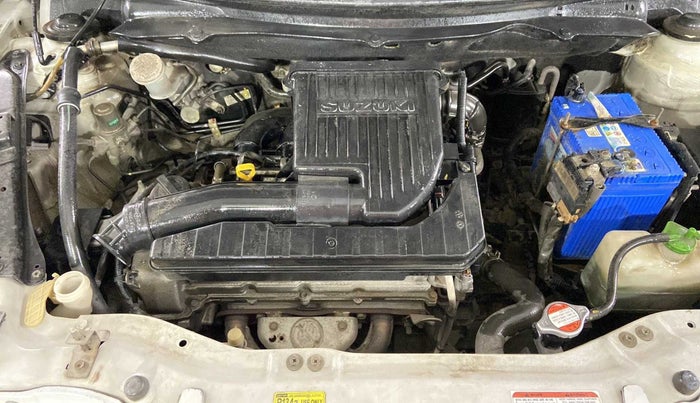 2013 Maruti Swift VXI, Petrol, Manual, 88,671 km, Open Bonet