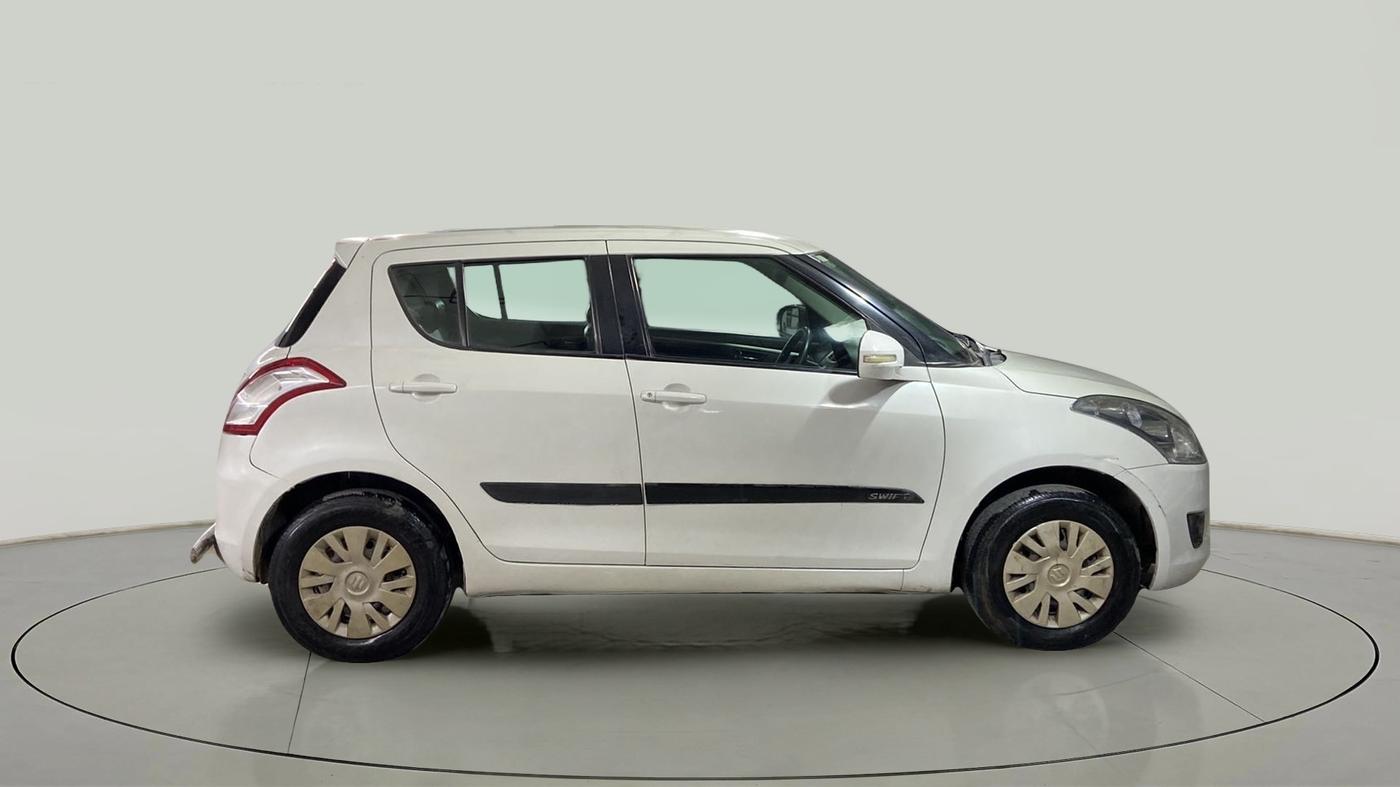 2013 Maruti Swift VXI, Petrol, Manual, 88,671 km, Right Side View