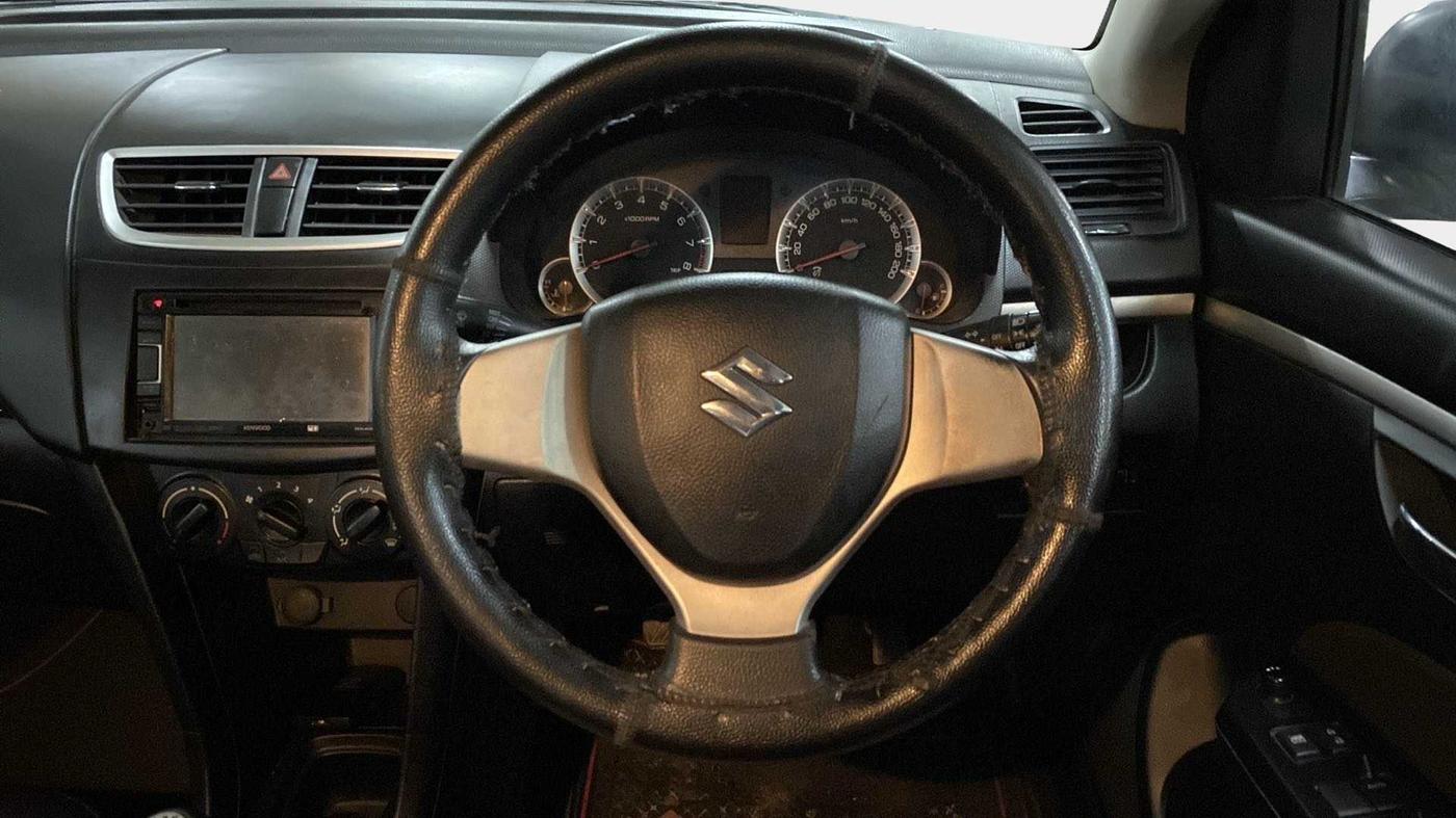 2014 Maruti Swift VXI, Petrol, Manual, 57,569 km, Steering Wheel Close Up