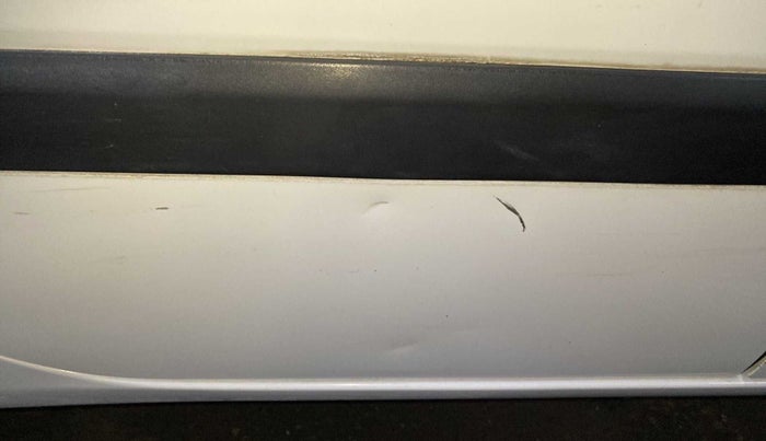 2010 Hyundai i10 MAGNA 1.2, Petrol, Manual, 80,779 km, Right rear door - Minor scratches
