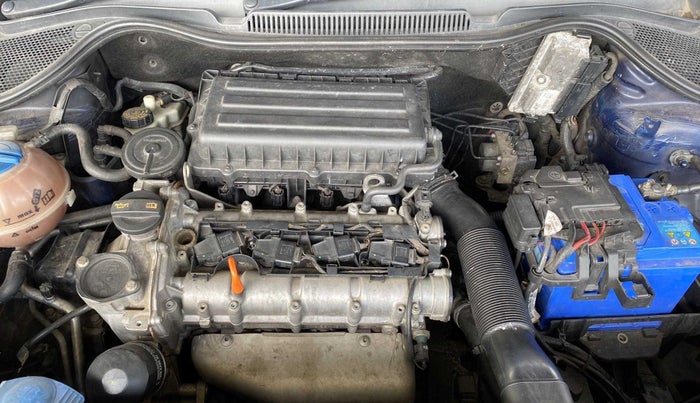 2013 Volkswagen Vento HIGHLINE 1.6 MPI, Petrol, Manual, 52,734 km, Open Bonet