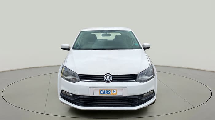 2015 Volkswagen Polo COMFORTLINE 1.2L, Petrol, Manual, 1,00,071 km, Front