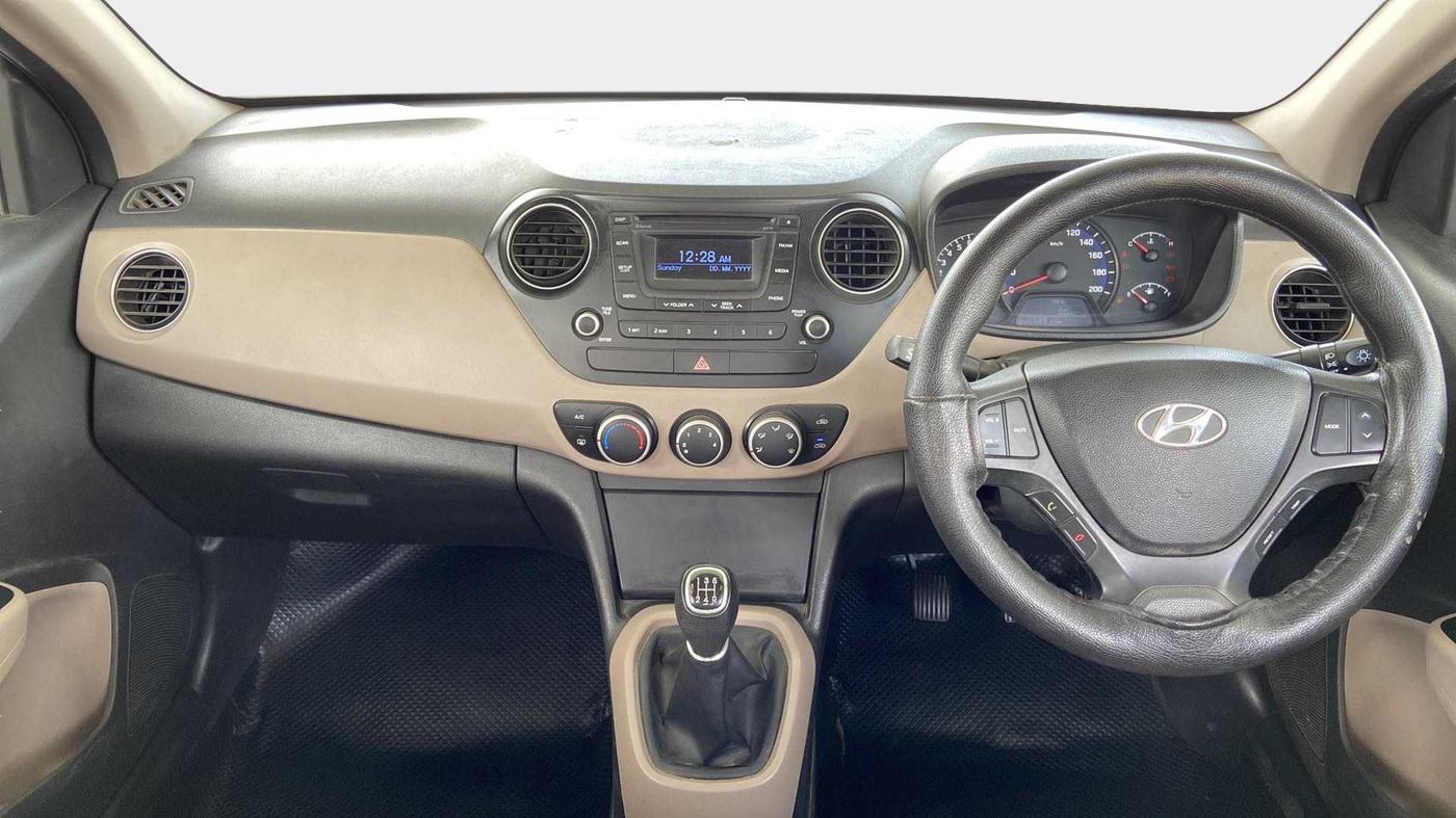 2014 Hyundai Xcent S 1.2, Petrol, Manual, 73,916 km, Dashboard