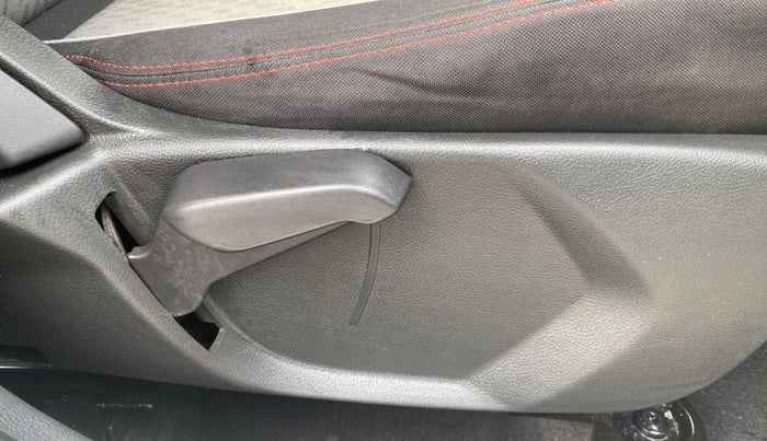2021 Ford FREESTYLE TITANIUM PLUS 1.2 PETROL, Petrol, Manual, 61,260 km, Driver Side Adjustment Panel