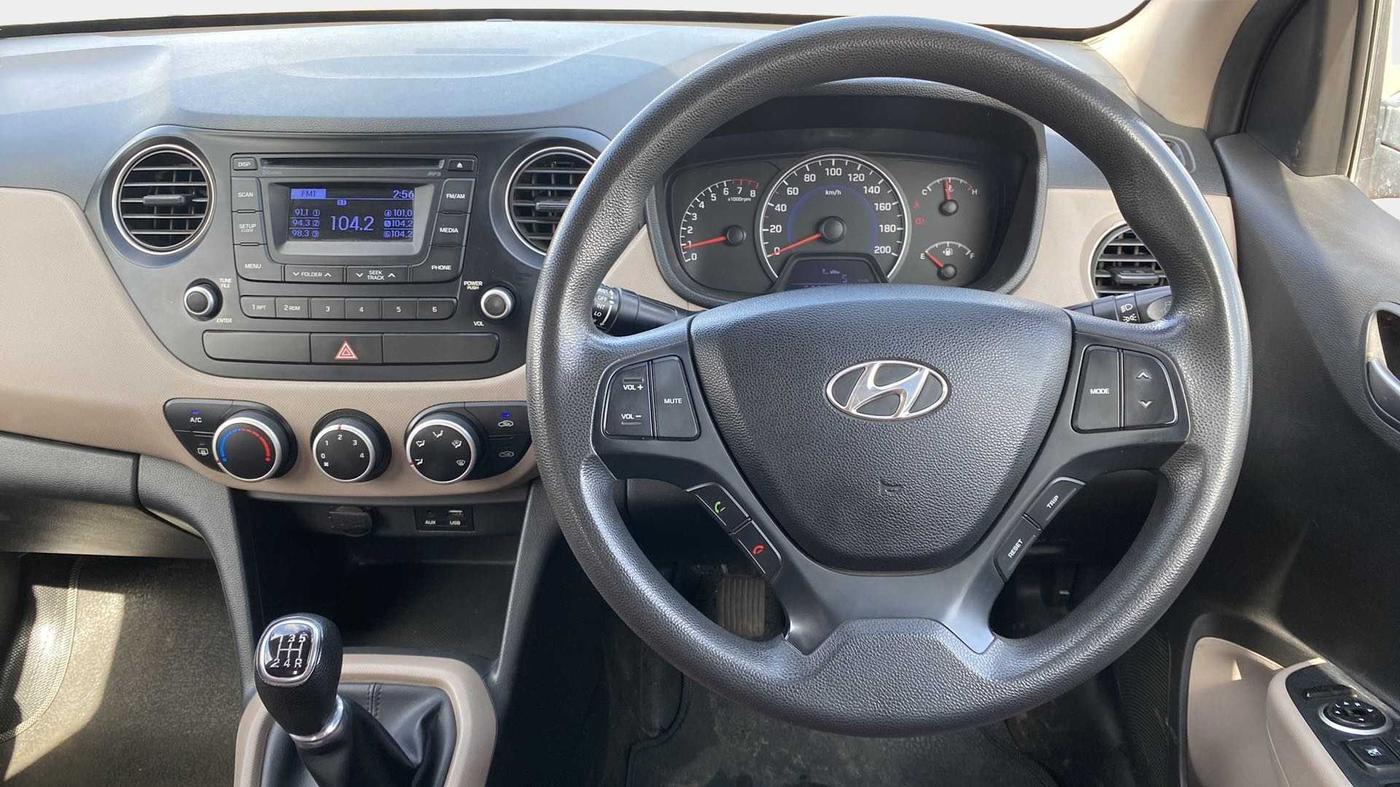 2015 Hyundai Grand i10 SPORTZ 1.2 KAPPA VTVT, Petrol, Manual, 53,972 km, Steering Wheel Close Up
