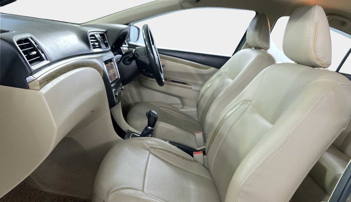2018 Maruti Ciaz ZETA AT 1.5  SHVS PETROL, Petrol, Automatic, 63,816 km, Right Side Front Door Cabin