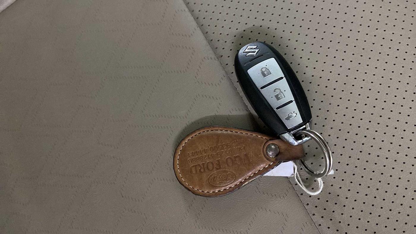 2018 Maruti Ciaz ZETA AT 1.5  SHVS PETROL, Petrol, Automatic, 63,816 km, Key Close Up