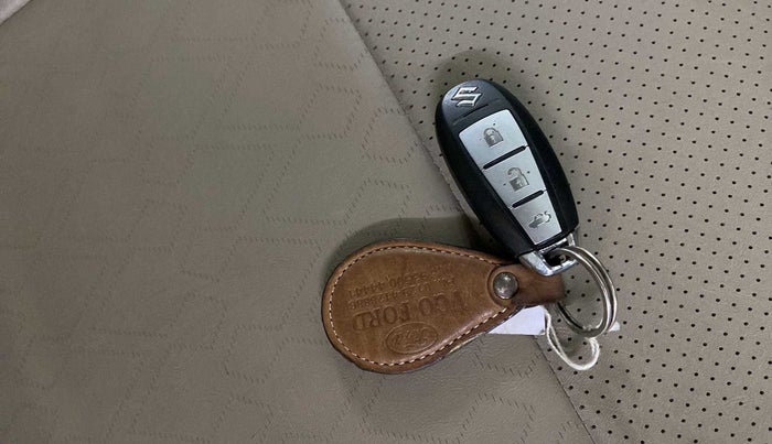 2018 Maruti Ciaz ZETA AT 1.5  SHVS PETROL, Petrol, Automatic, 63,816 km, Key Close Up