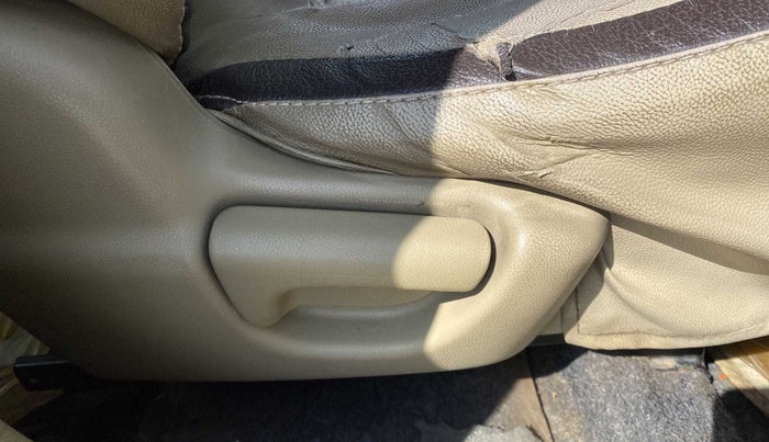 2013 Honda Brio S MT, Petrol, Manual, 65,506 km, Driver Side Adjustment Panel