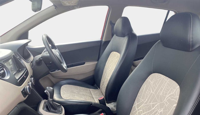 2017 Hyundai Grand i10 MAGNA AT 1.2 KAPPA VTVT, Petrol, Automatic, 14,884 km, Right Side Front Door Cabin