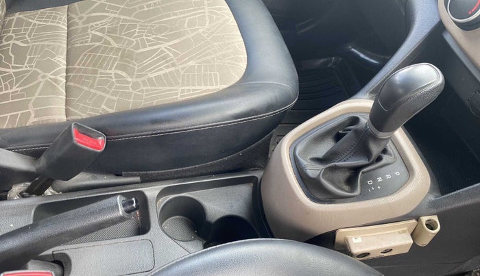 2017 Hyundai Grand i10 MAGNA AT 1.2 KAPPA VTVT, Petrol, Automatic, 14,884 km, Gear Lever