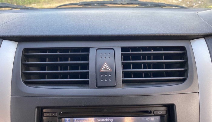 2014 Maruti Celerio VXI CNG, CNG, Manual, 90,442 km, AC Unit - Front vent has minor damage