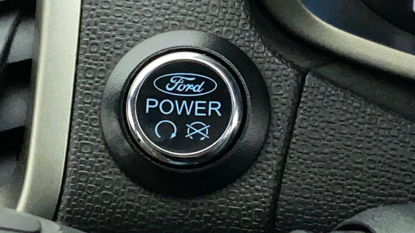2016 Ford Ecosport TITANIUM 1.5L DIESEL, Diesel, Manual, 1,06,299 km, Keyless Start/ Stop Button
