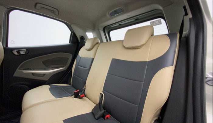 2016 Ford Ecosport TITANIUM 1.5L DIESEL, Diesel, Manual, 1,06,299 km, Right Side Rear Door Cabin