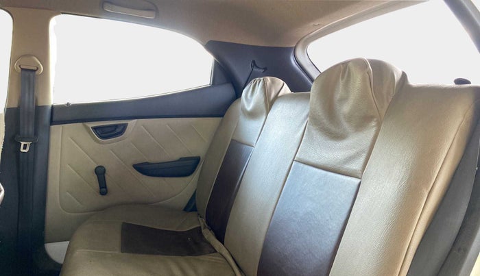 2011 Hyundai Eon ERA, Petrol, Manual, 46,338 km, Right Side Rear Door Cabin