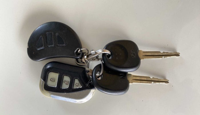 2011 Hyundai Eon ERA, Petrol, Manual, 46,338 km, Key Close Up