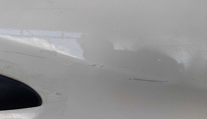 2011 Hyundai Eon ERA, Petrol, Manual, 46,338 km, Right rear door - Minor scratches
