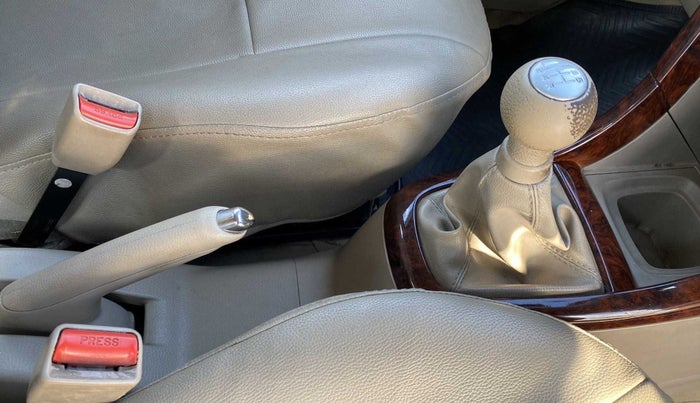 2015 Maruti Ertiga VXI CNG, CNG, Manual, 86,862 km, Gear Lever