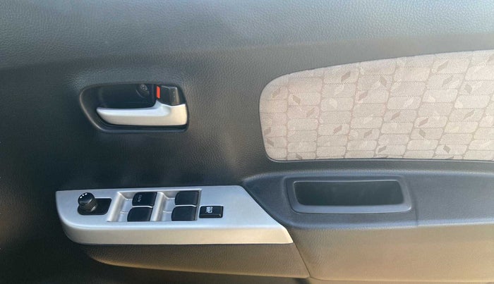 2015 Maruti Wagon R 1.0 VXI, Petrol, Manual, 59,259 km, Driver Side Door Panels Control