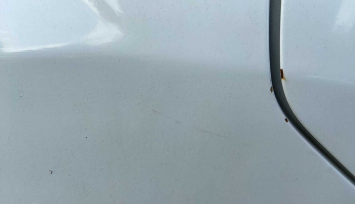 2015 Honda Brio S MT, Petrol, Manual, 85,209 km, Right quarter panel - Slightly rusted