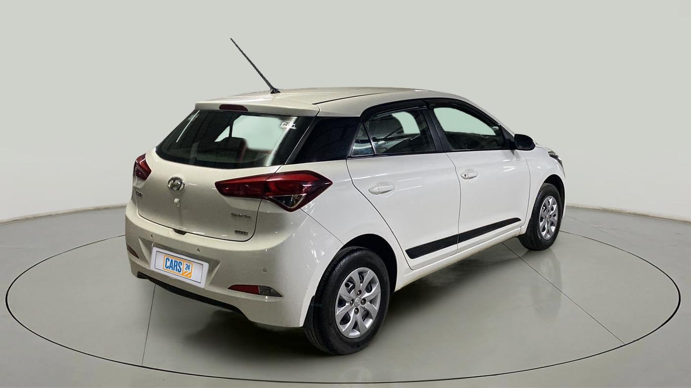 2016 Hyundai Elite i20 SPORTZ 1.2, Petrol, Manual, 43,507 km, Right Back Diagonal