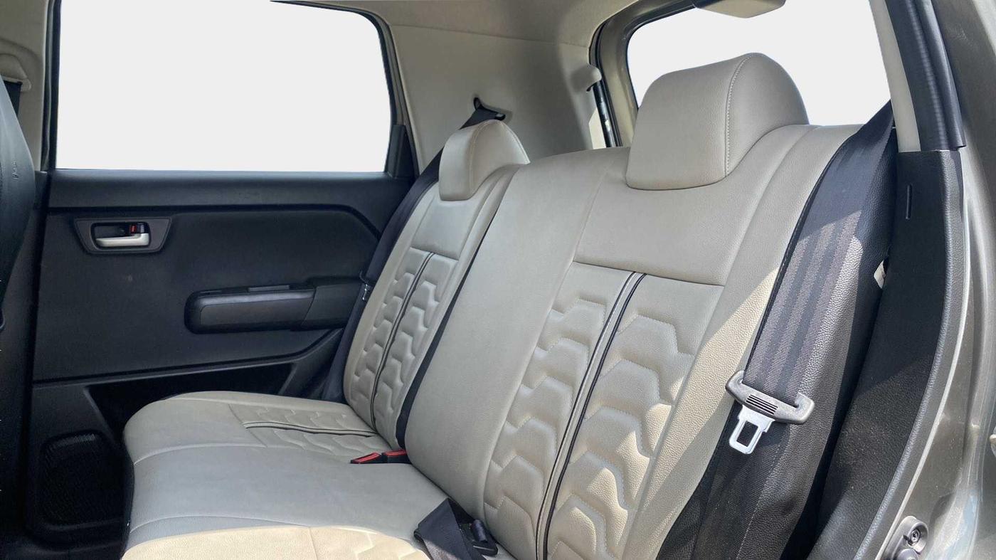 2019 Maruti New Wagon-R VXI 1.2, Petrol, Manual, 18,860 km, Right Side Rear Door Cabin