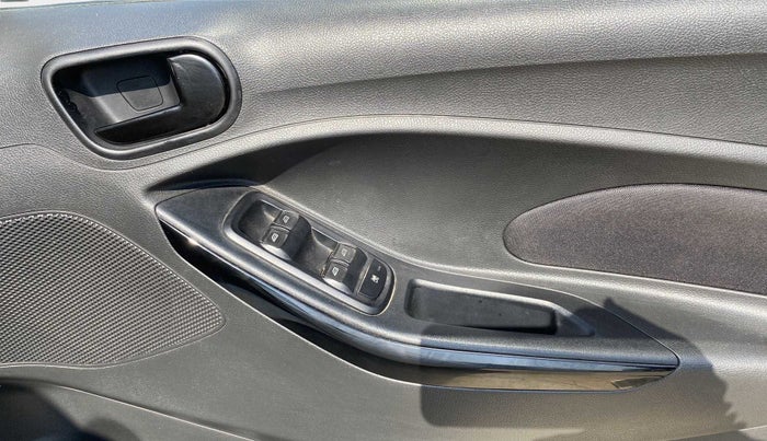 2020 Ford New Figo TREND 1.2 PETROL, Petrol, Manual, 18,251 km, Driver Side Door Panels Control