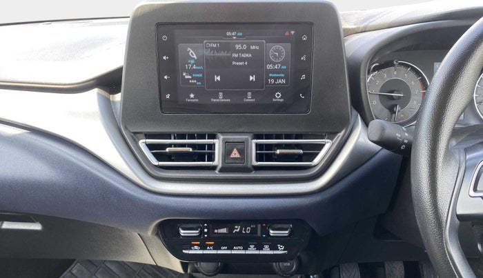2022 Maruti Baleno ZETA PETROL 1.2, Petrol, Manual, 9,909 km, Infotainment System