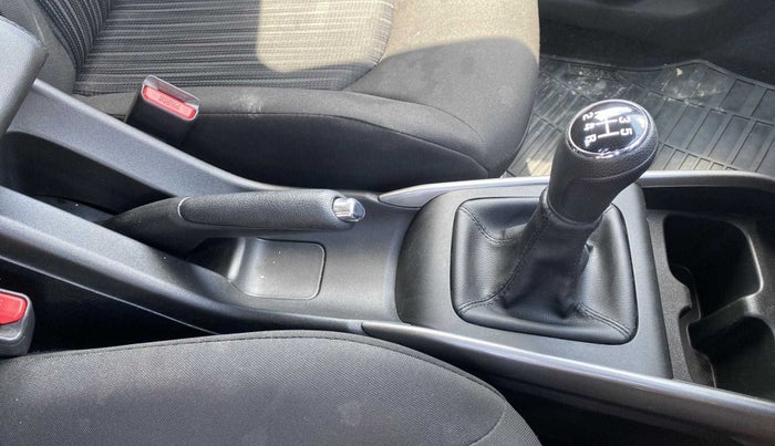 2022 Maruti Baleno ZETA PETROL 1.2, Petrol, Manual, 9,909 km, Gear Lever