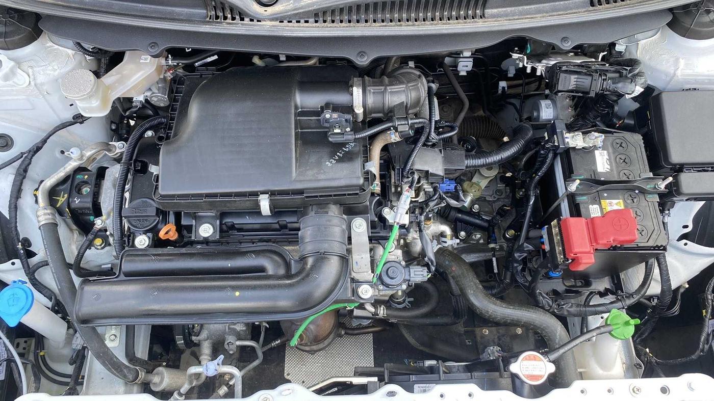 2022 Maruti Baleno ZETA PETROL 1.2, Petrol, Manual, 9,909 km, Open Bonet