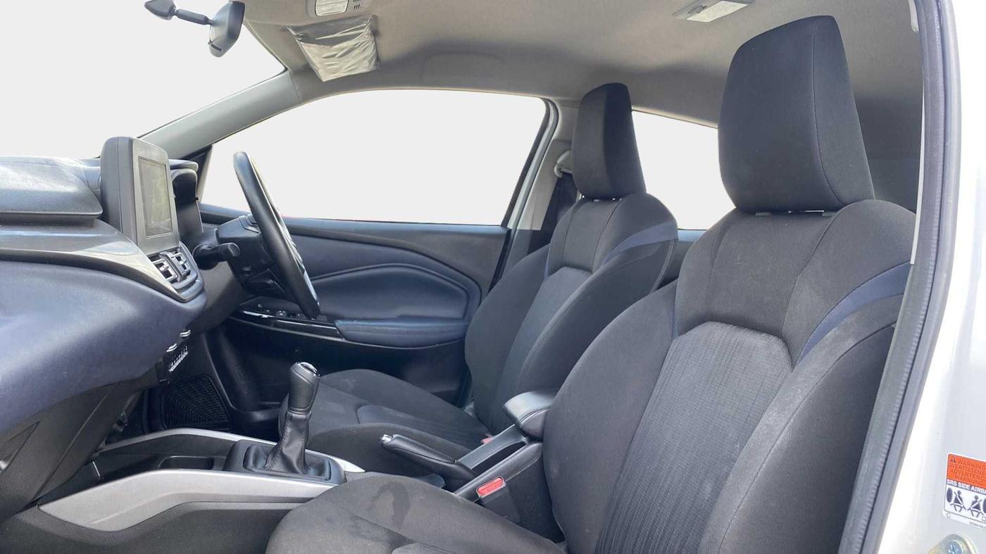 2022 Maruti Baleno ZETA PETROL 1.2, Petrol, Manual, 9,909 km, Right Side Front Door Cabin