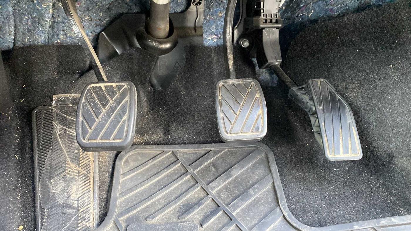 2022 Maruti Baleno ZETA PETROL 1.2, Petrol, Manual, 9,909 km, Pedals