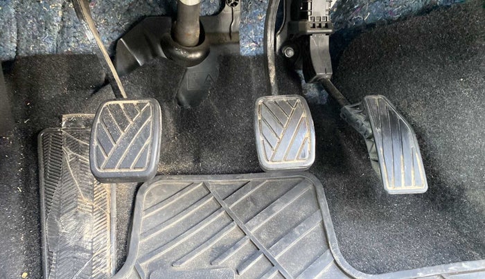 2022 Maruti Baleno ZETA PETROL 1.2, Petrol, Manual, 9,909 km, Pedals