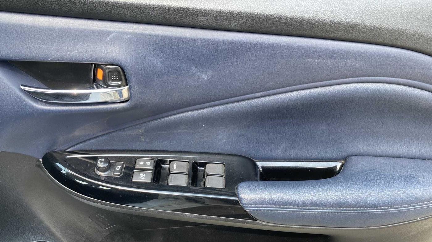 2022 Maruti Baleno ZETA PETROL 1.2, Petrol, Manual, 9,909 km, Driver Side Door Panels Control