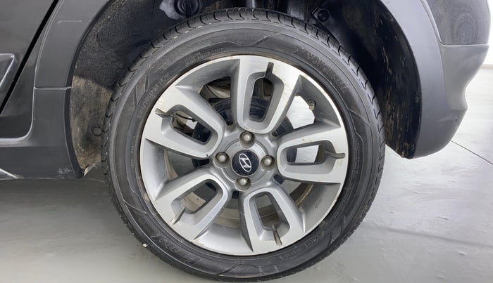 2015 Hyundai i20 Active 1.2 SX, Petrol, Manual, 64,364 km, Left Rear Wheel
