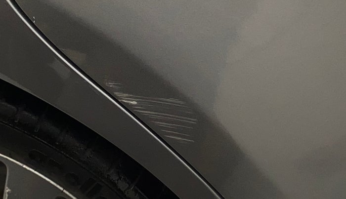 2018 Maruti Baleno ALPHA CVT PETROL 1.2, Petrol, Automatic, 70,027 km, Right rear door - Minor scratches