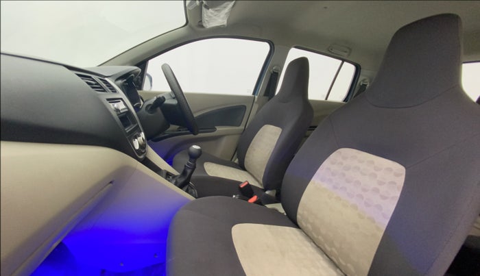 2015 Maruti Celerio VXI, Petrol, Manual, 33,610 km, Right Side Front Door Cabin
